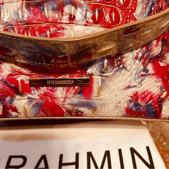 🇺🇸BEAUTIFUL BRAHMIN AMELIA BUCKET BAG in VALOR!!! - Picture 15 of 16